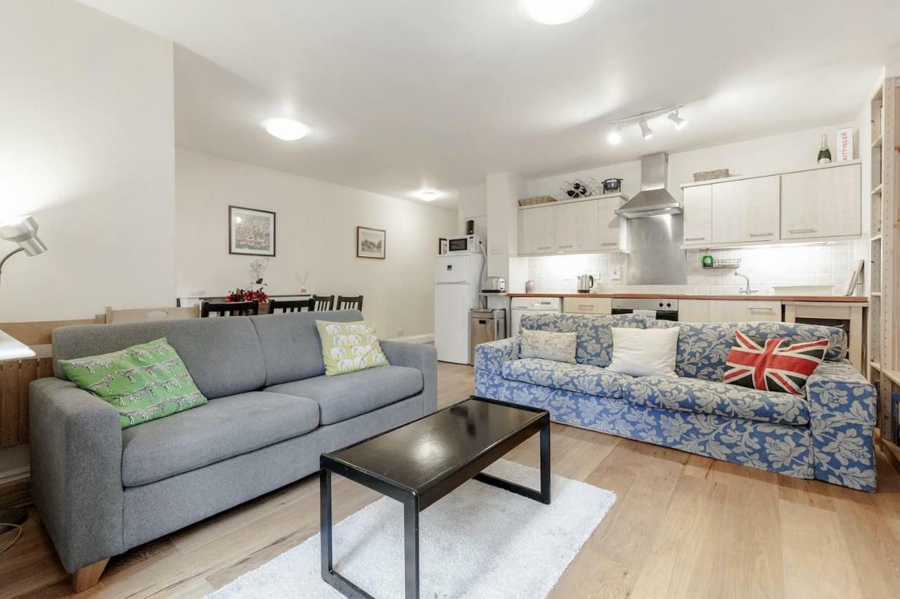 3 Bedroom Garden Flat - Central Location Londra Esterno foto